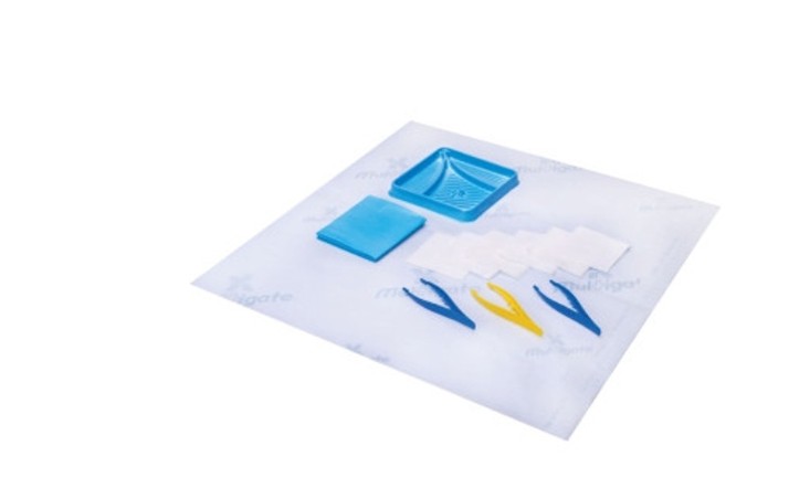 Dressing Pack with Gauze Swabs and Laminated Towel